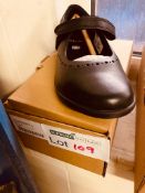 NEW & BOXED CLARKS BLACK SHOE INFANT 12