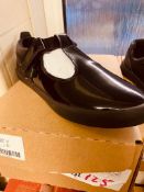 NEW & BOXED KICKERS BLACK PATENT SHOE SIZE J1