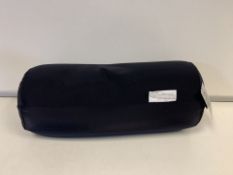 37 X BRAND NEW AUTOCARE COMFORT CUSHIONS (231/2)