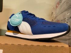 NEW AND BOXED I I-3 PUMA BLUE & WHITE J-4