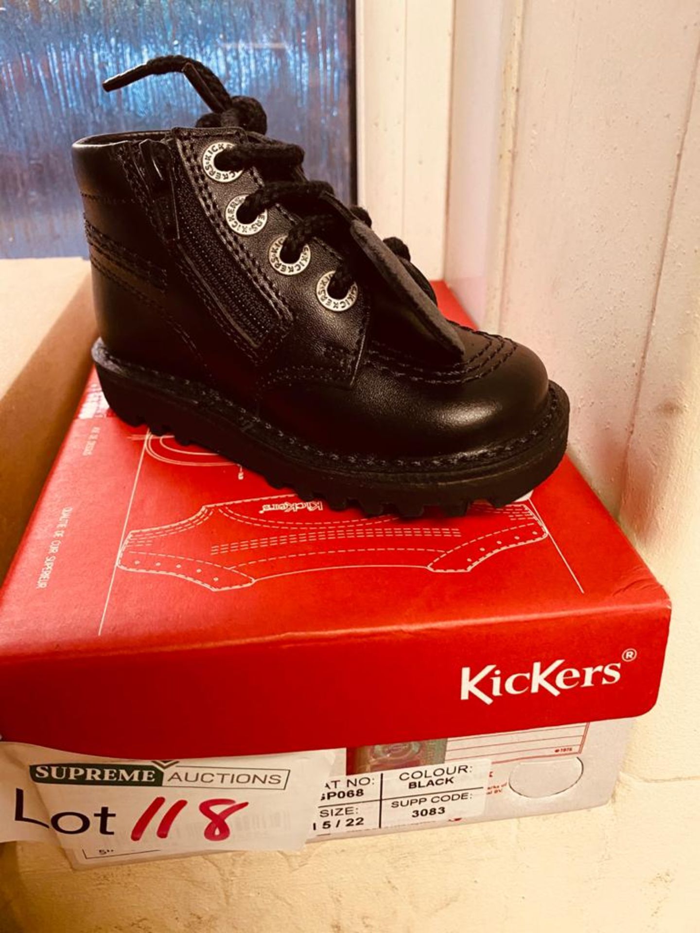 NEW & BOXED KICKERS BLACK SHOE INFANT 5