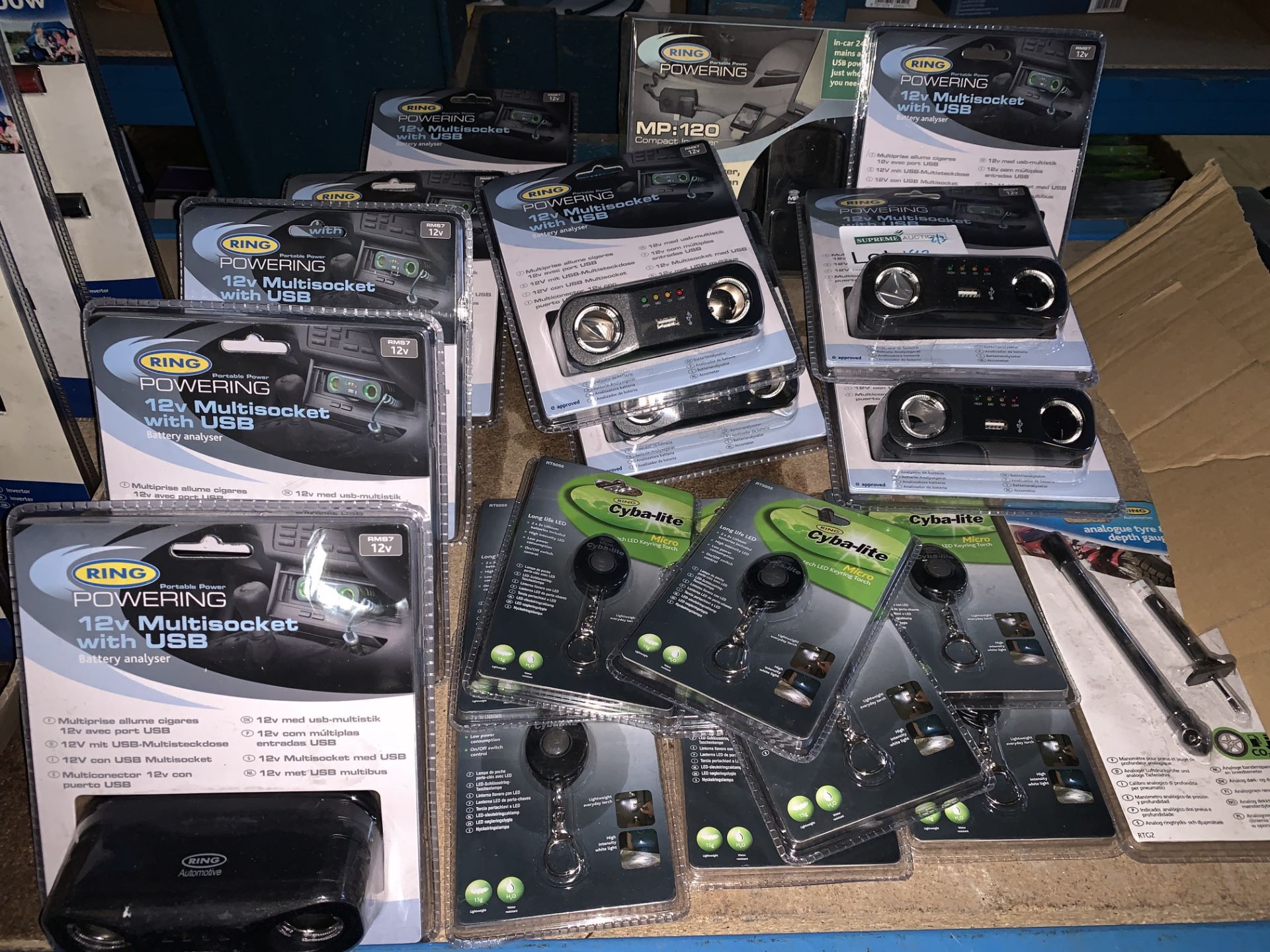 20 PIECE MIXED LOT INCLUDING MULTISOCKETS, KEYRING TORCHES, TYRE DEPTH GAUGES ETC (192/2)