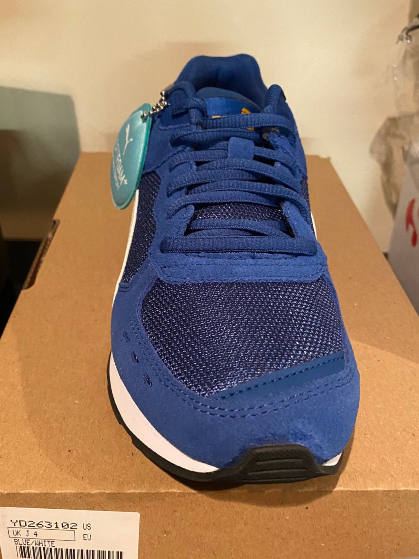 NEW AND BOXED I I-3 PUMA BLUE & WHITE J-4 - Image 2 of 2