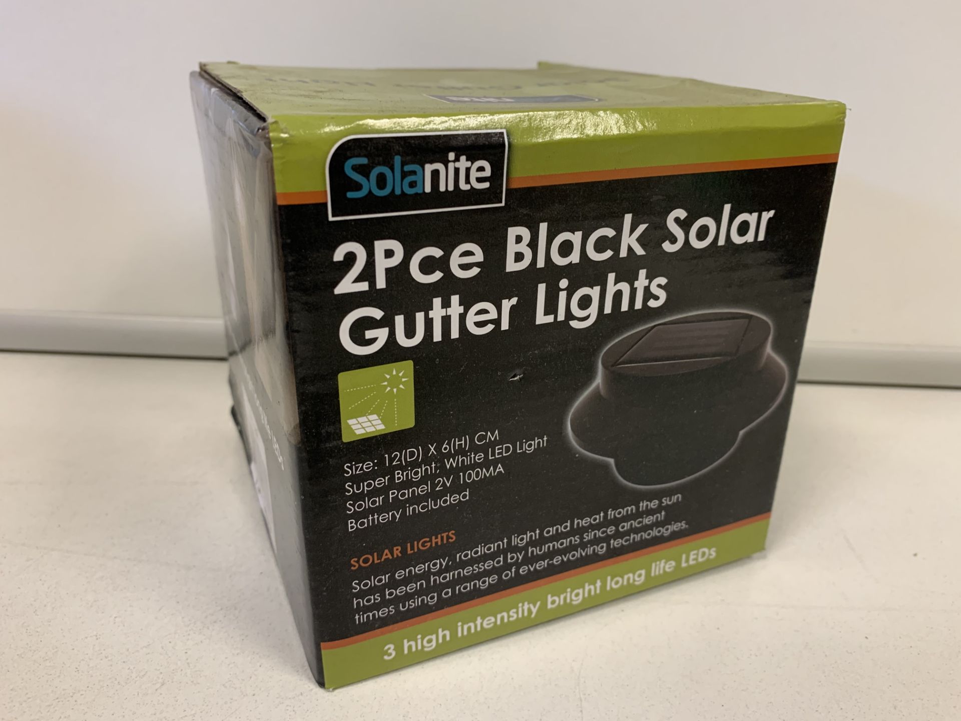 18 x NEW BOXED SOLANITE 2 PIECE SOLAR GUTTER LIGHTS