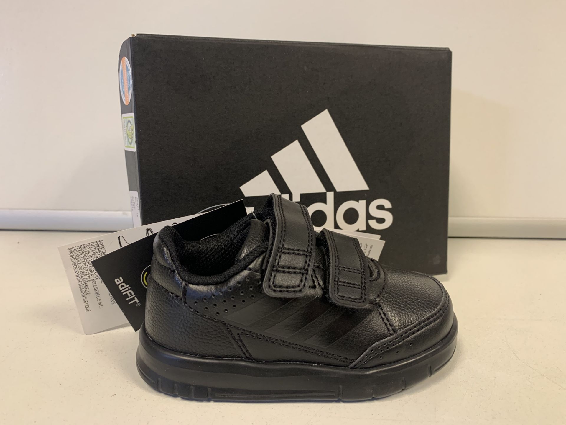 (NO VAT) 5 X BRAND NEW CHILDRENS ADIDAS ALTA SPORT BLACK TRAINERS SIZE 5K