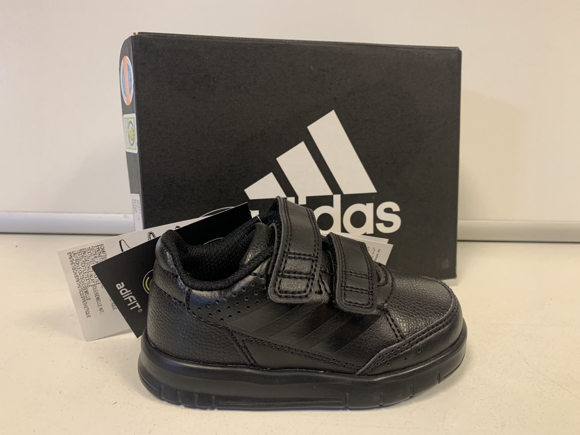 (NO VAT) 5 X BRAND NEW CHILDRENS ADIDAS ALTA SPORT BLACK TRAINERS SIZE 5K