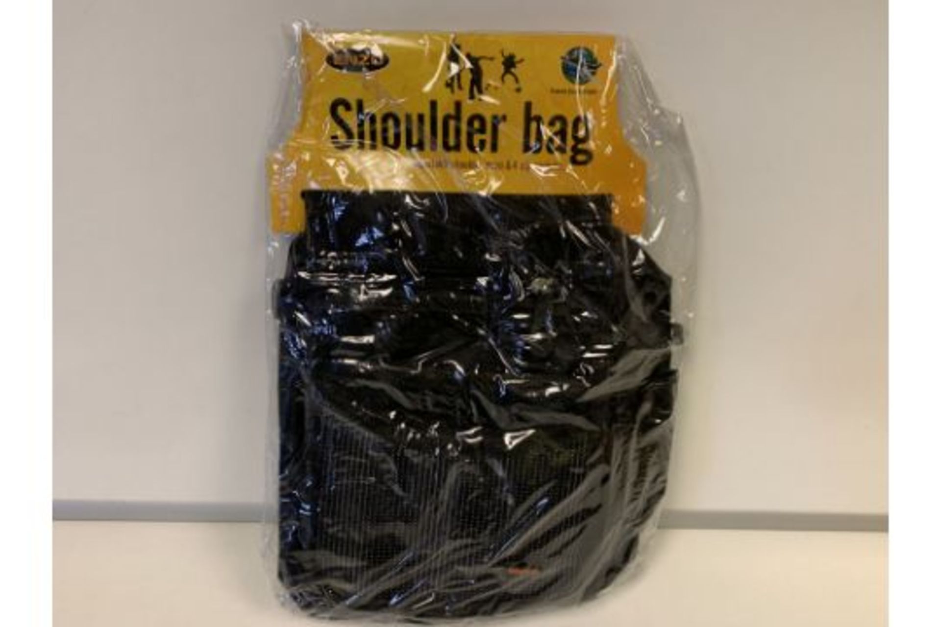 25 X ENZO SHOULDER BAGS