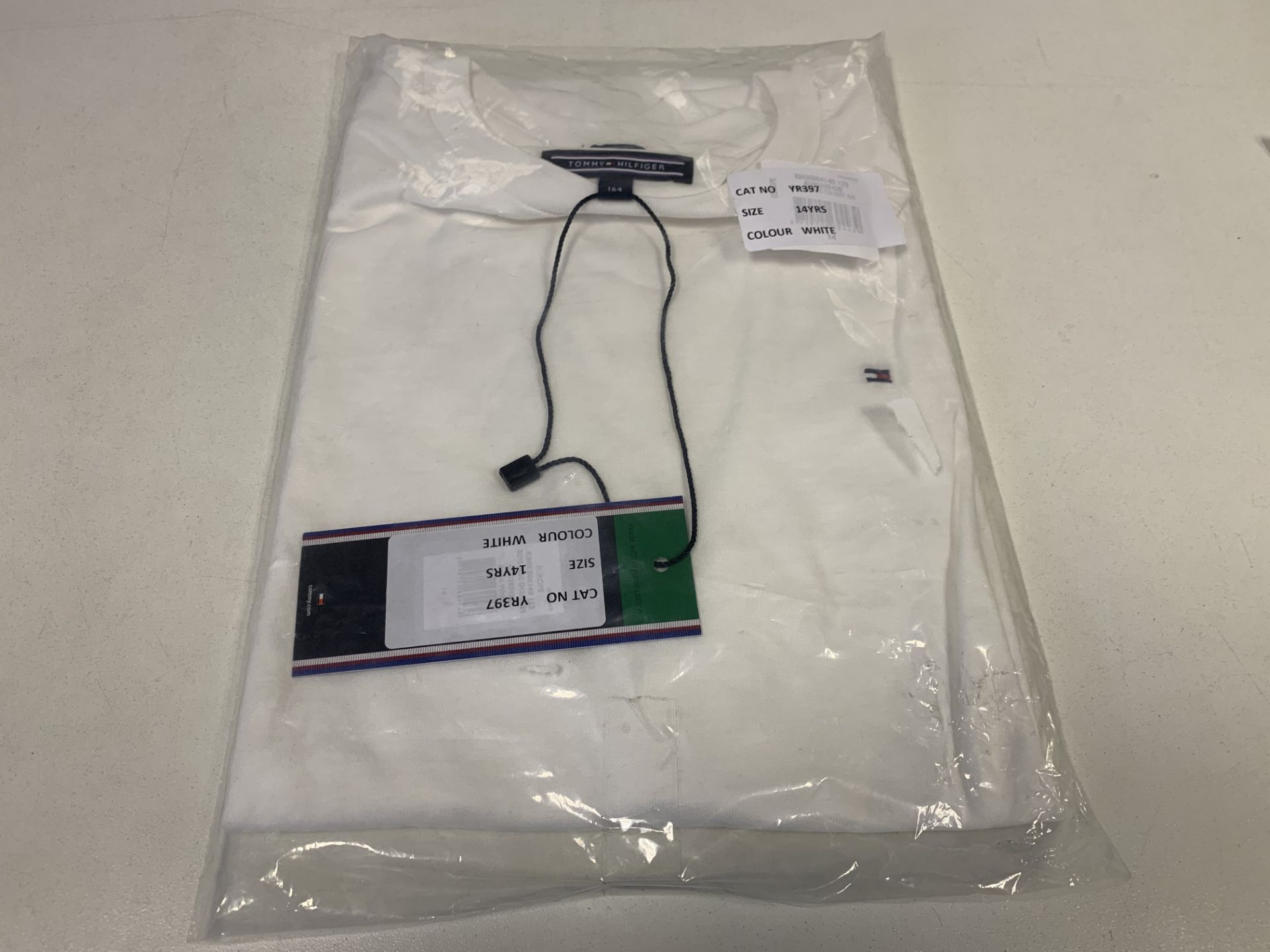 (NO VAT) 7 X BRAND NEW TOMMY HILFIGER WHITE T SHIRTS AGE 14 YEARS