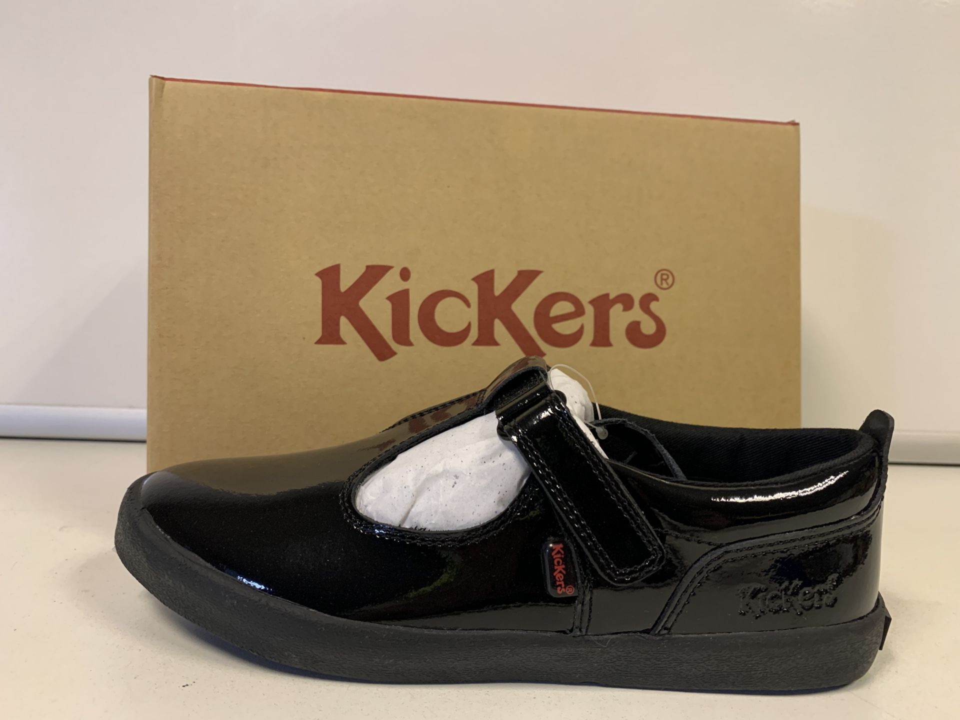 (NO VAT) 5 X BRAND NEW CHILDRENS KICKERS PATENT BLACK SHOES SIZE J1