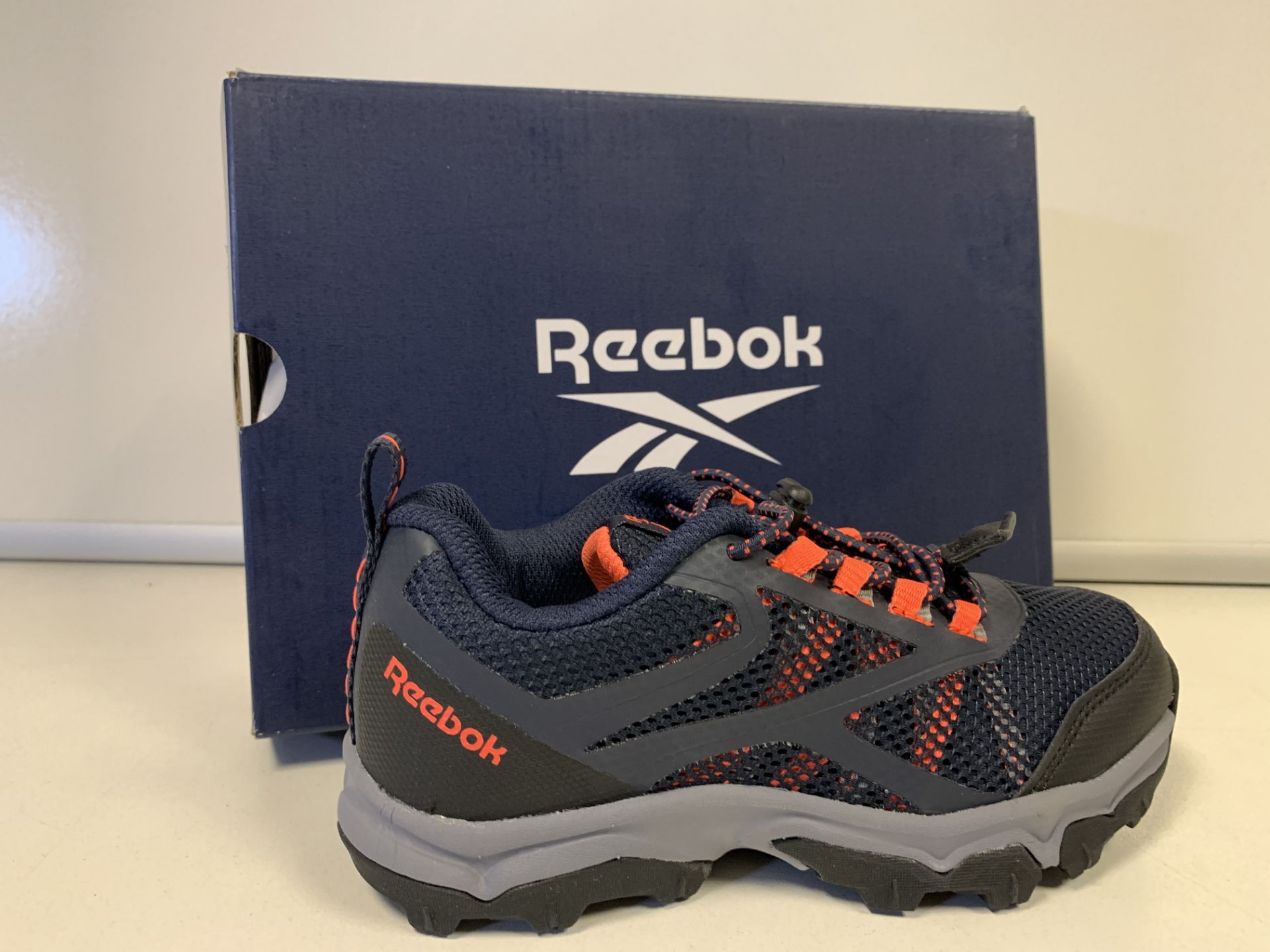 (NO VAT) 5 X BRAND NEW CHILDRENS REEBOK NAVY RUGGED RUNNER TRAINERS SIZE I12