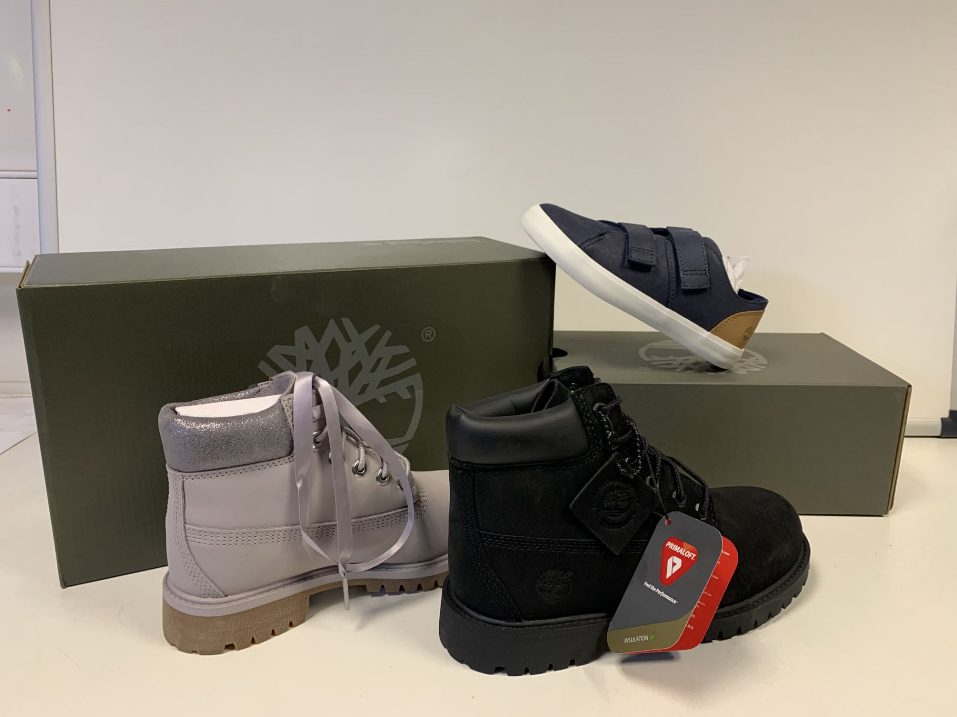 (N0 VAT) 4 X BRAND NEW PAIRS OF TIMBERLAND BOOTS/TRAINERS IN VARIOUS SIZES