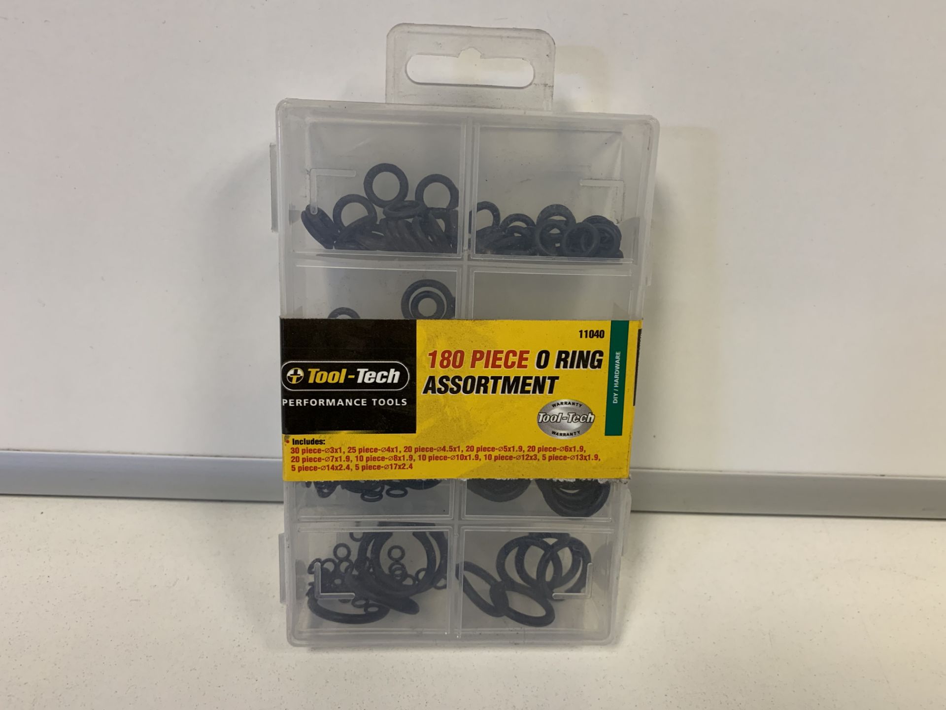 72 X TOOL TECH 180 PIECE O RING ASSORTMENT IN 2 BOXES