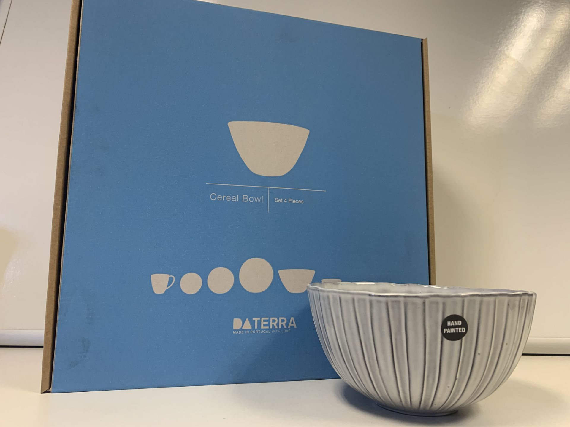 4 X BRAND NEW PACKS OF 4 RETAIL BOXED DA TERRA DOURO LAGRIMA CEREAL BOWLS RRP £100 PER PACK(HAND