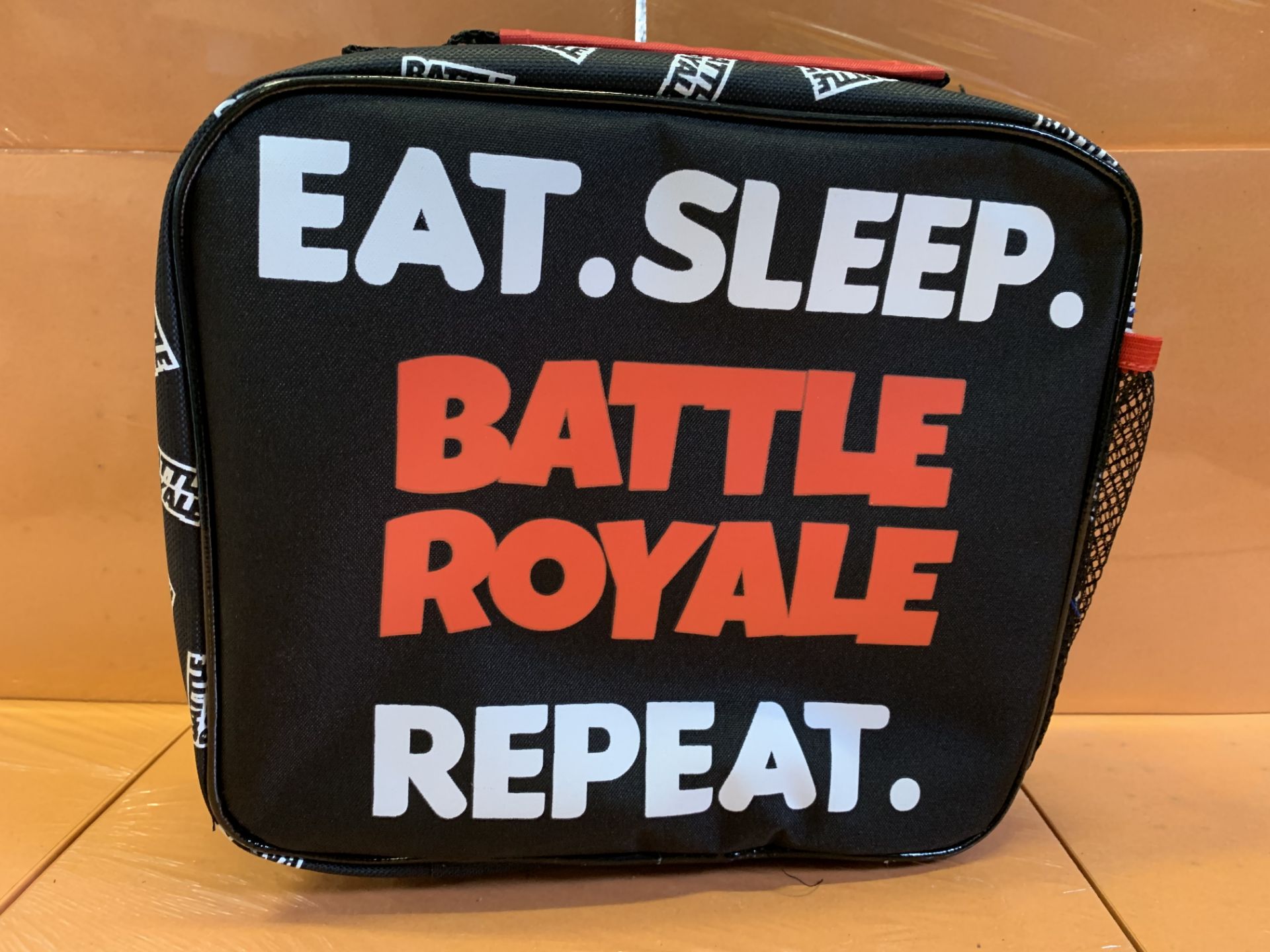 48 X BRAND NEW BATTLE ROYALE LUNCH BAGS