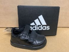 (NO VAT) 4 X BRAND NEW ADIDAS ALTA SPORT BLACK TRAINERS SIZE i5