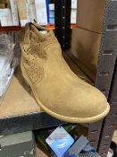 NEW & BOXED THE KIDS DIVISION TAN ANKLE BOOT SIZE JUNIOR 4