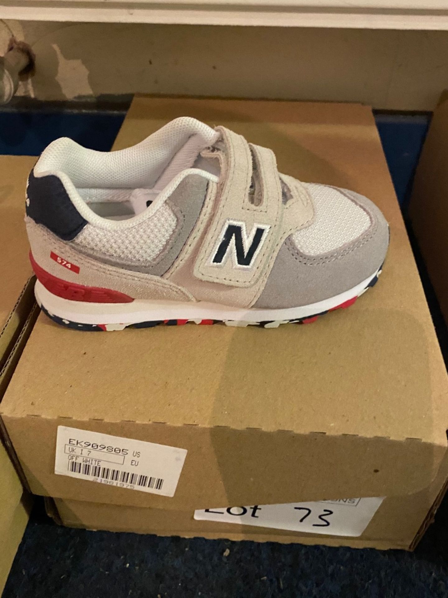 NEW AND BOXED NEW BALANCE I-7 (73/7)