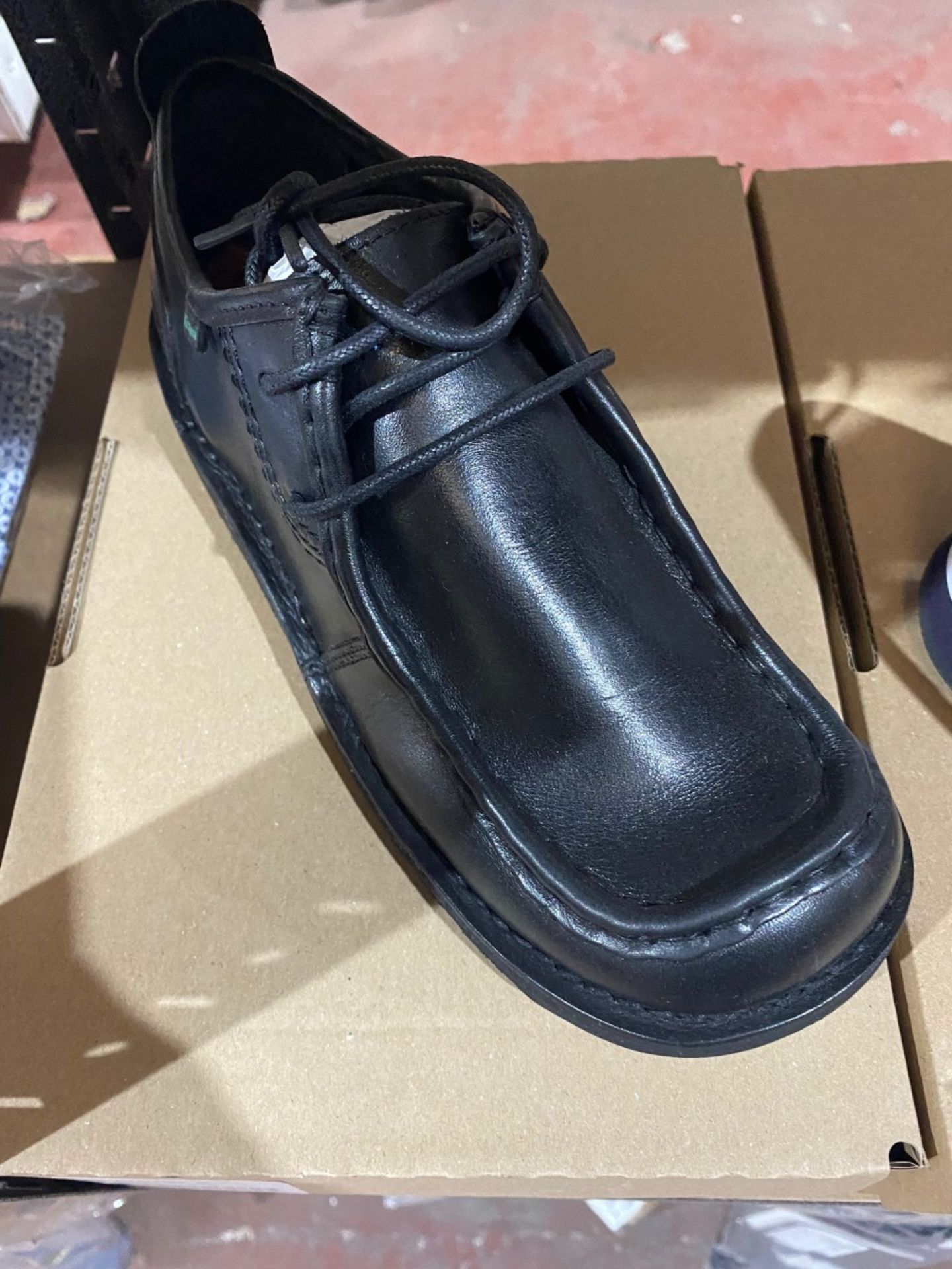 NEW & BOXED KICKERS BLACK SHOE JUNIOR SIZE 6