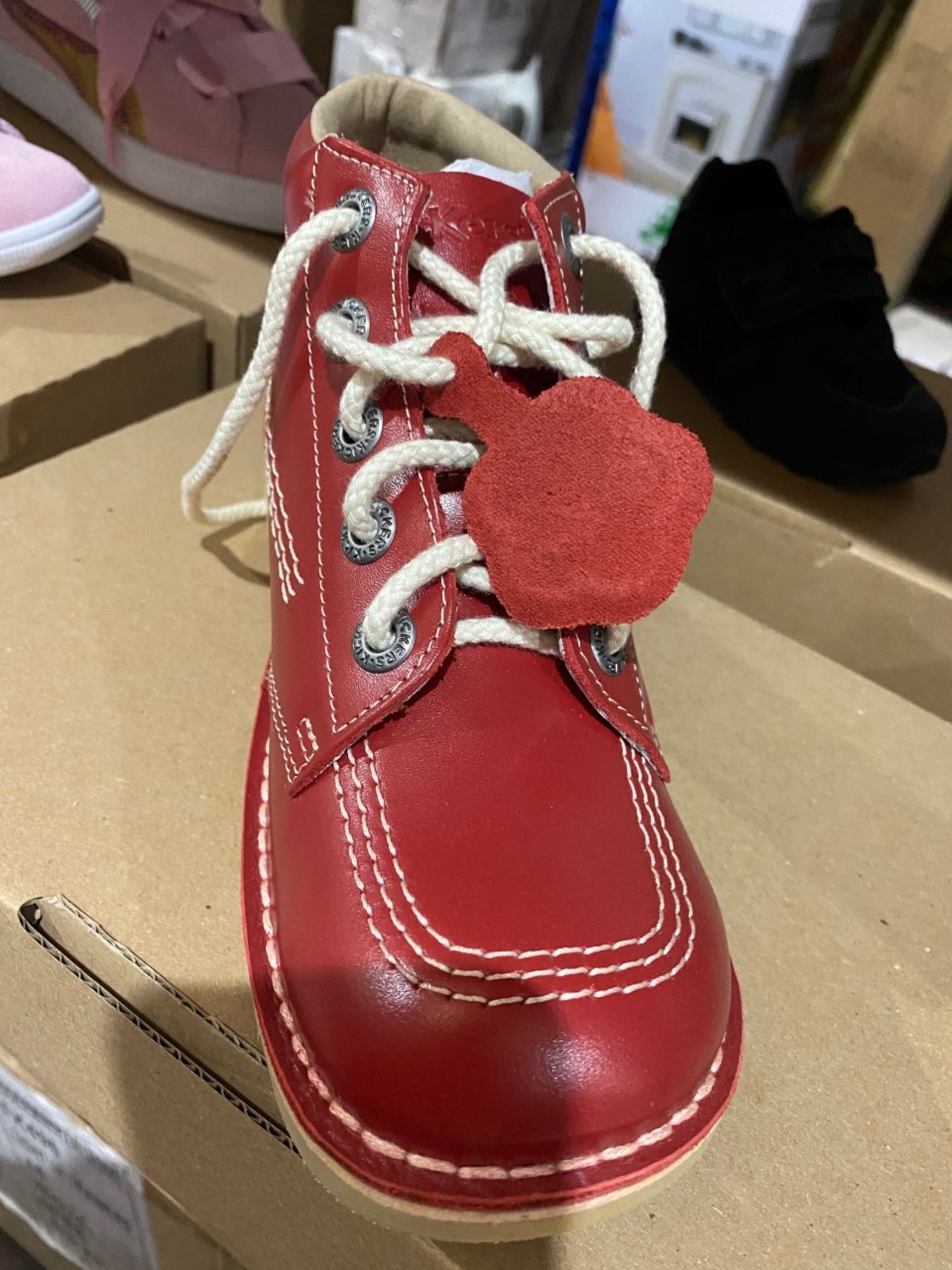 NEW & BOXED KICKERS RED SHOE SIZE UK 4