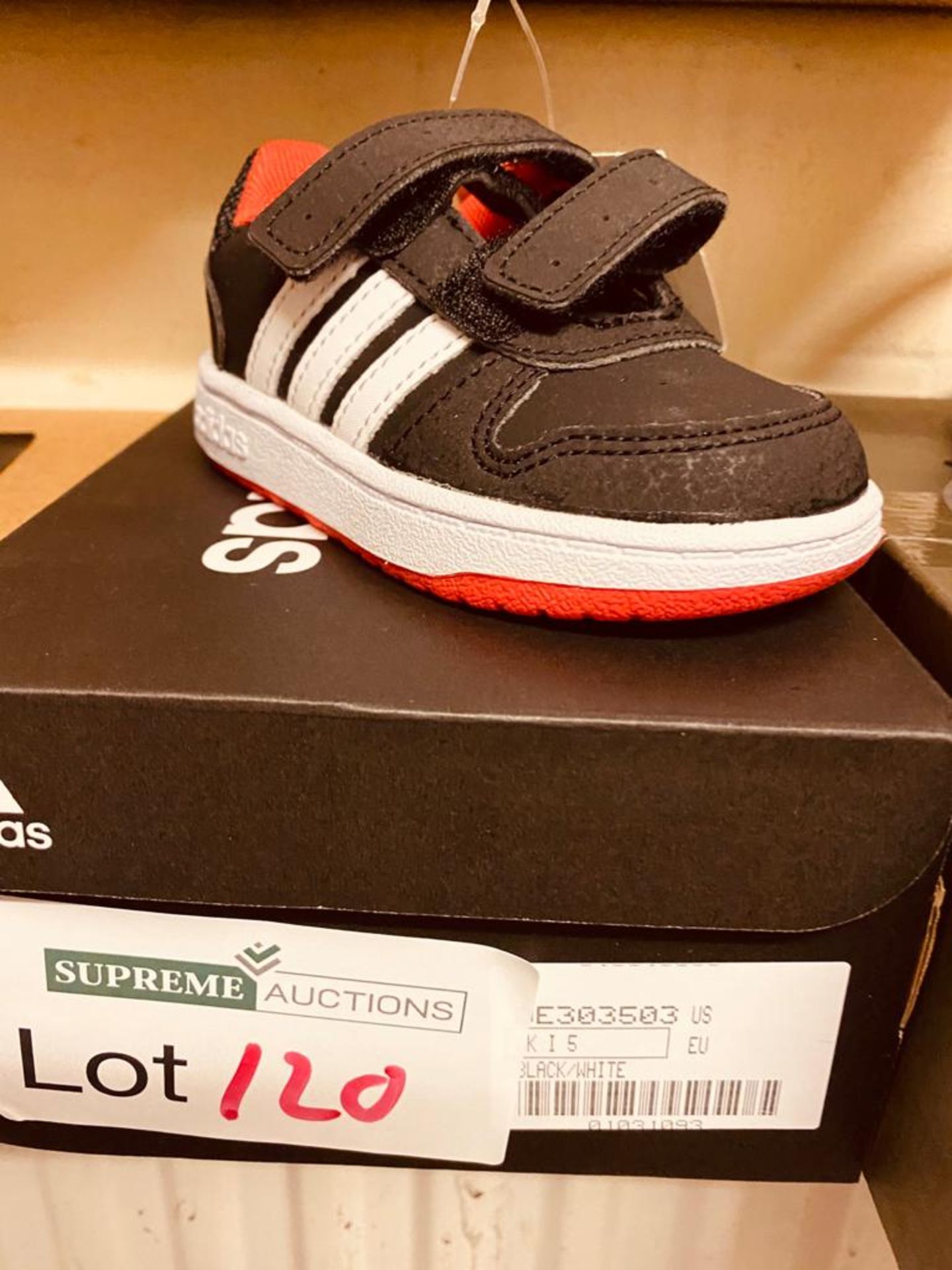 NEW & BOXED ADIDAS VELCROW TRAINERS INFANT 5 (120/7)