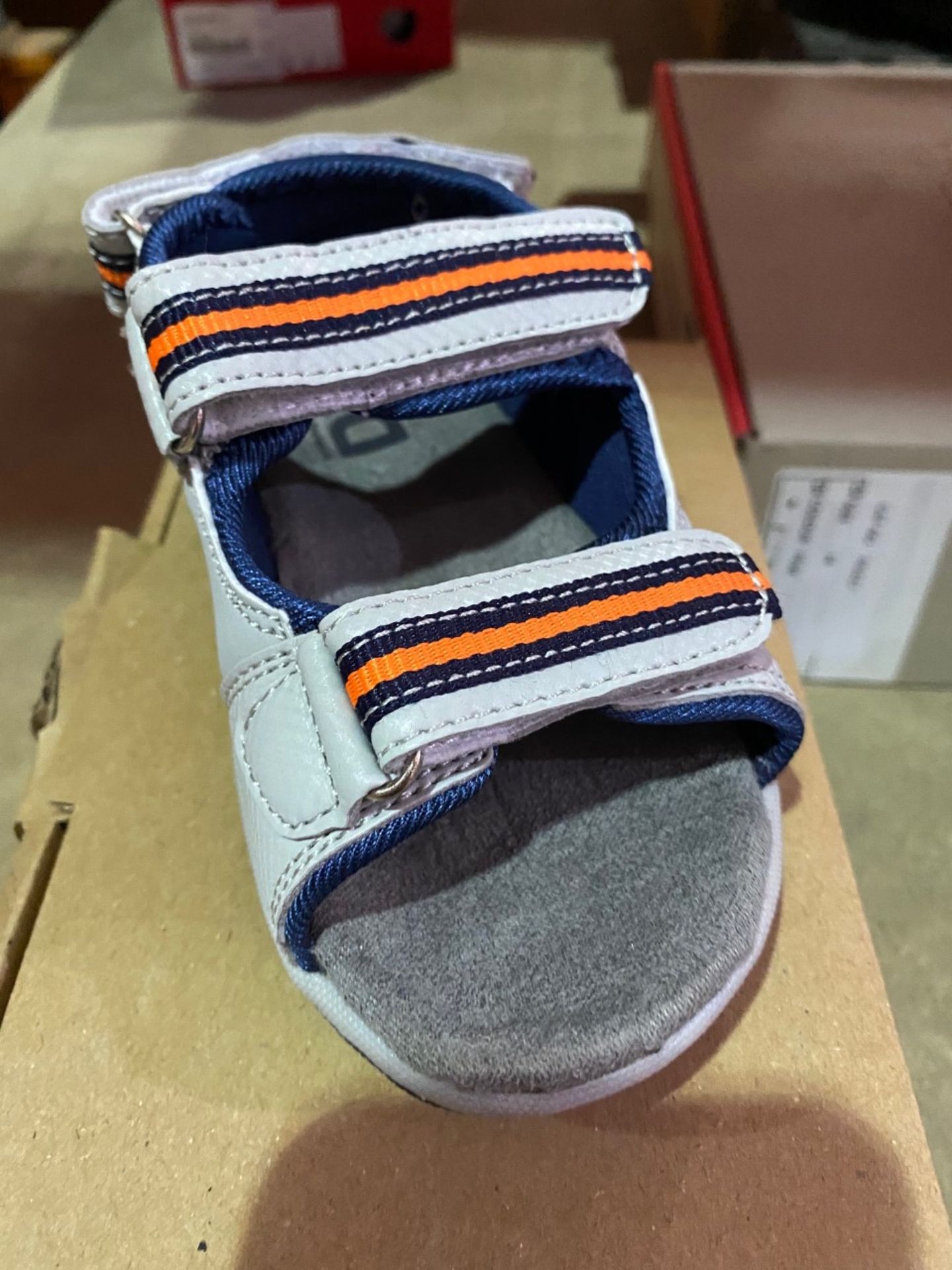 NEW & BOXED THE KIDS DIVISION GREY SANDAL SIZE INFANT 5