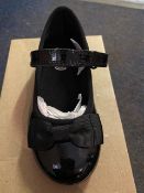 NEW & BOXED CLARKS PATENT BOW BLACK SHOE SIZE INFANT 8