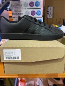 NEW & BOXED ADIDAS BLACK TRAINER SIZE UK ADULT 9.5