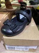 NEW & BOXED CLARKS BLACK BOW SHOE SIZE INFANT 7