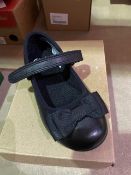 NEW & BOXED CLARKS BOW BLACK SHOE SIZE INFANT 7