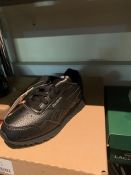 NEW & BOXED REEBOK BLACK TRAINER SIZE INFANT 10