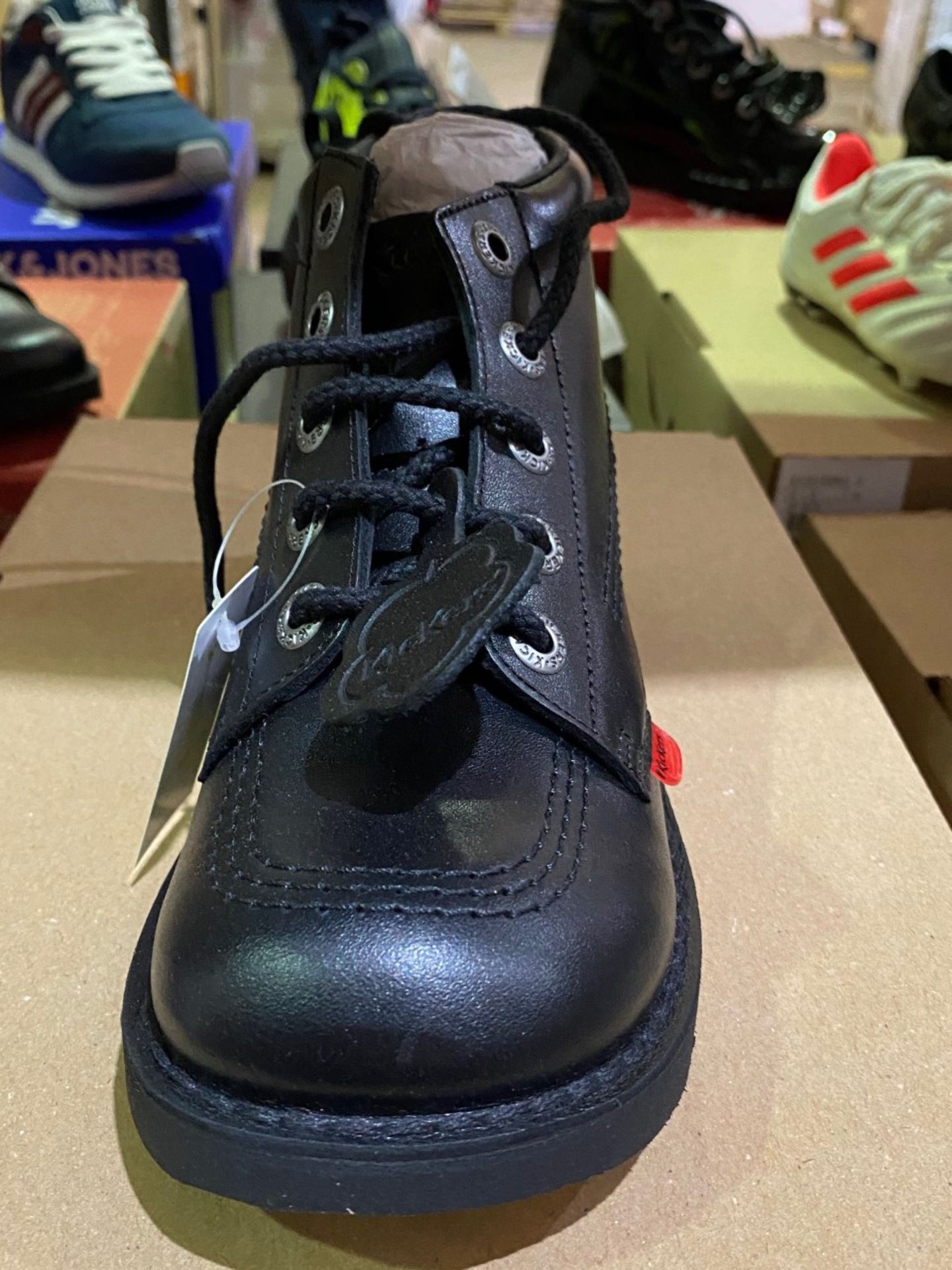 NEW & BOXED KICKERS BLACK SHOE SIZE JUNIOR 6 - Image 2 of 2