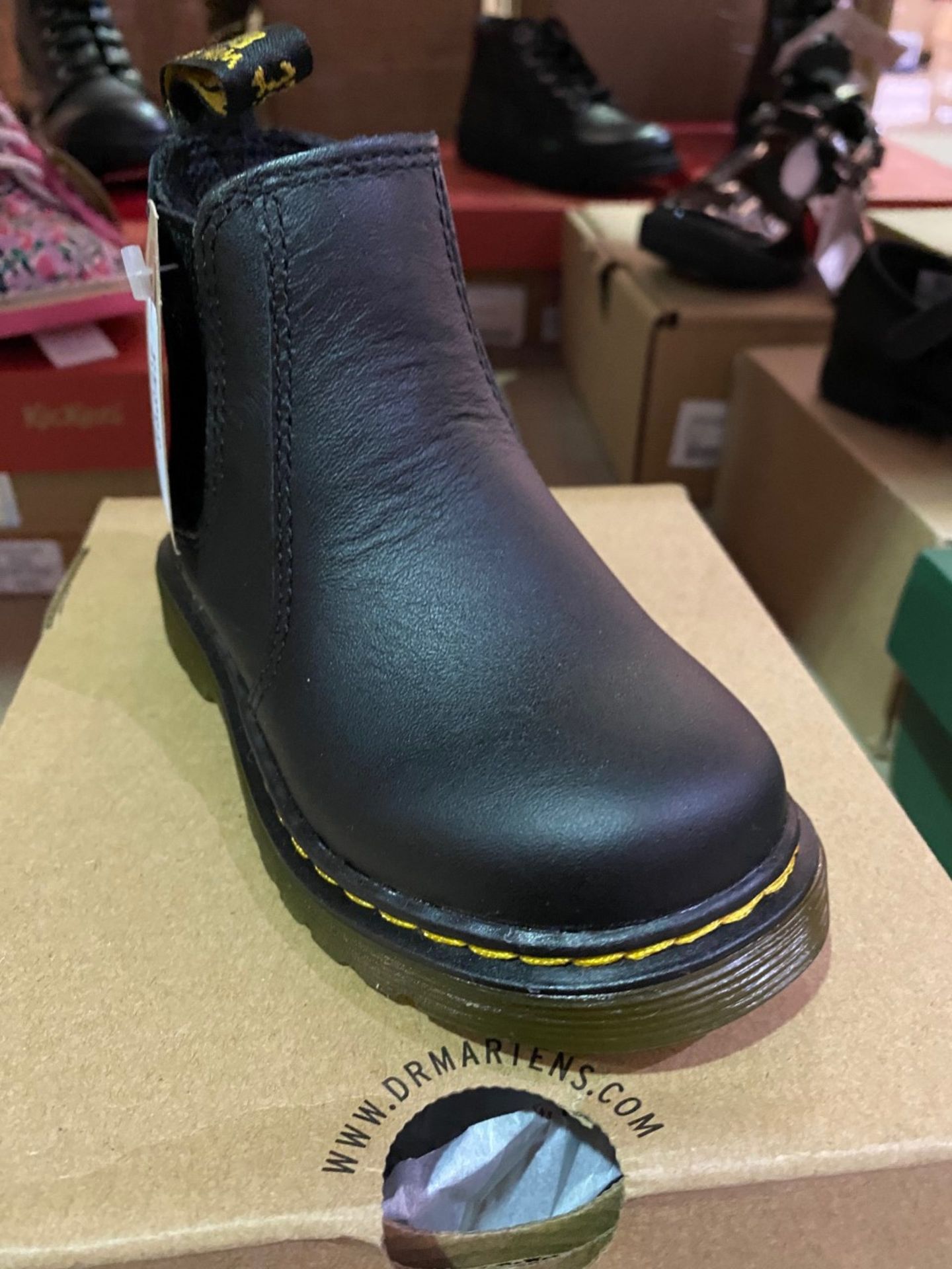 NEW & BOXED DR MARTENS BLACK BOOT SIZE INFANT 6 - Image 2 of 2