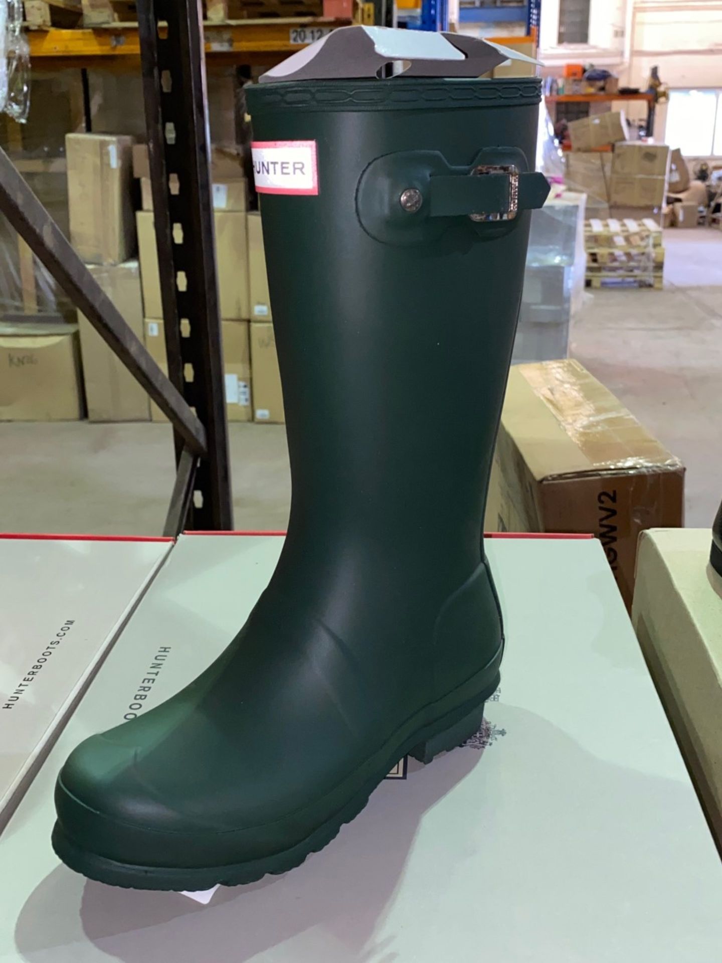 NEW & BOXED HUNTER GREEN WELLIES SIZE JUNIOR 2