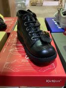 NEW & BOXED KICKERS BLACK BOOT SIZE JUNIOR 6