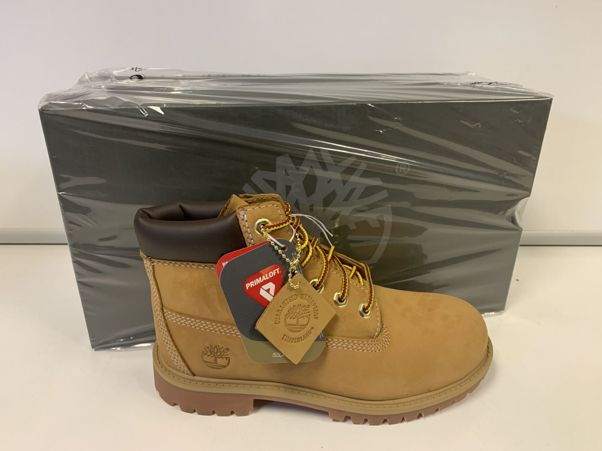 (NO VAT) 4 X BRAND NEW TIMBERLANDS WHEAT BOOTS SIZE J2