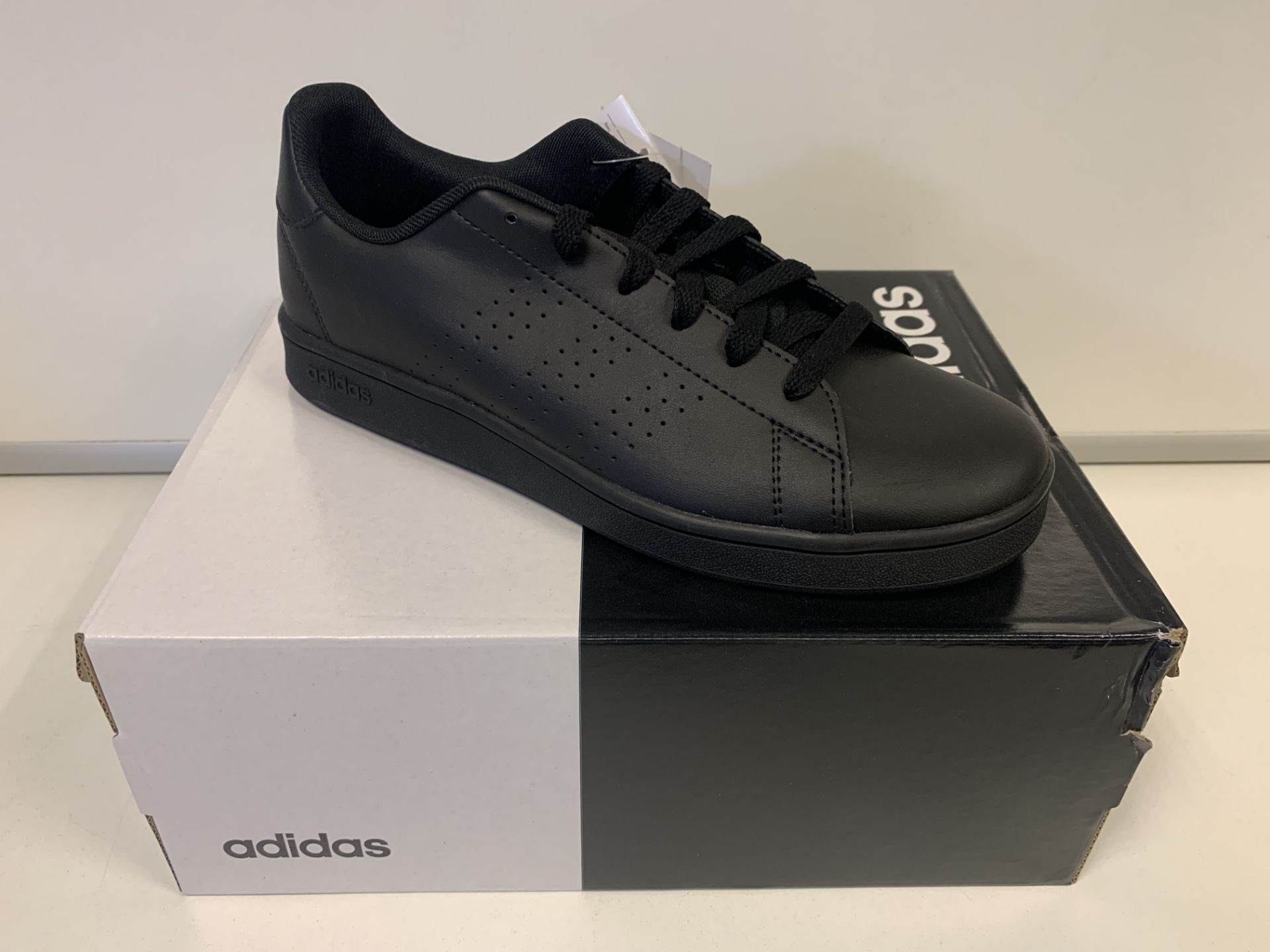 (NO VAT) 3 X BRAND NEW ADIDAS ADVANTAGE BLACK TRAINERS SIZE 5