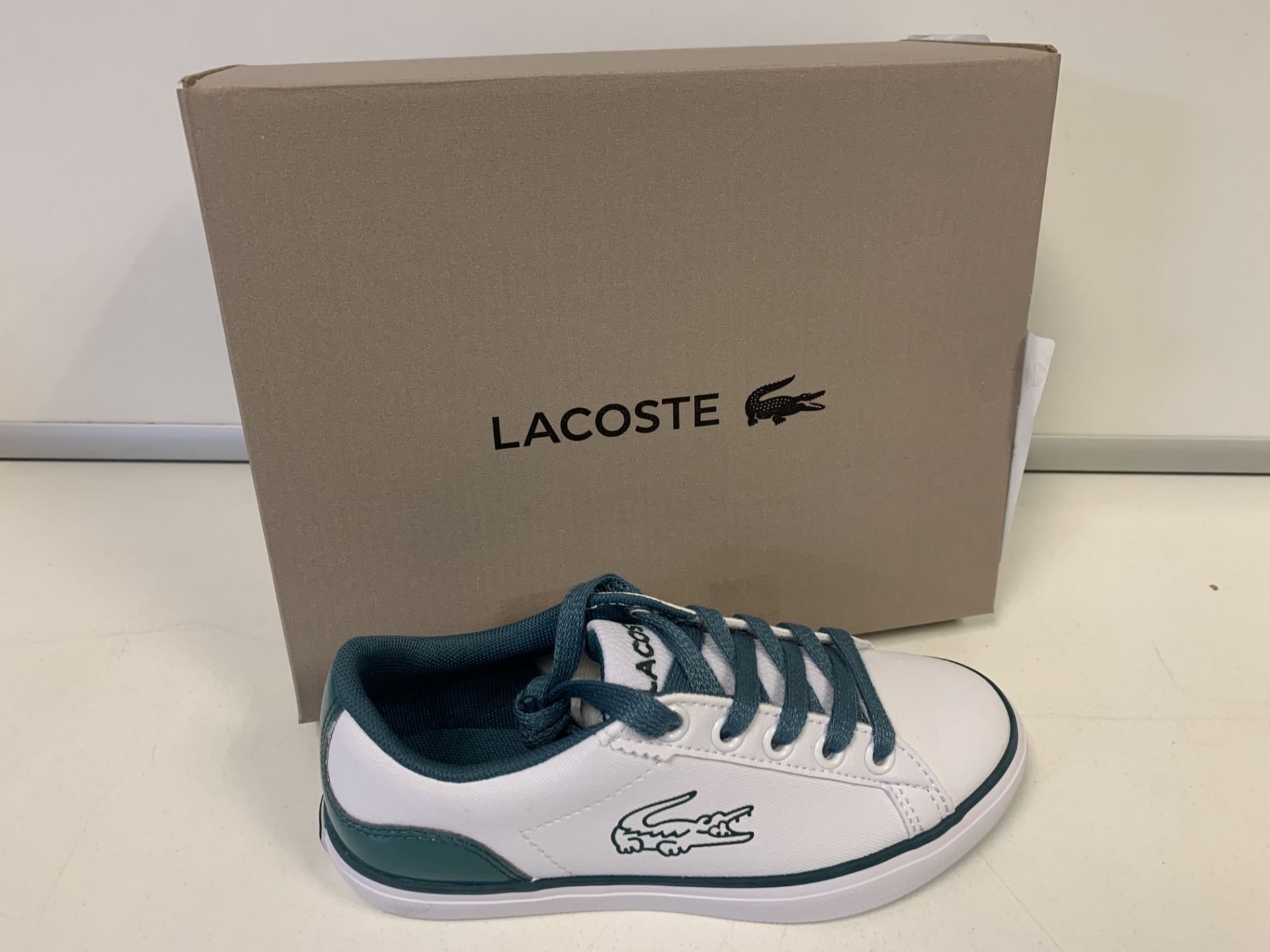 (NO VAT) 3 X BRAND NEW GREEN AND WHITE CLASSIC LACOSTE TRAINERS SIZE I10