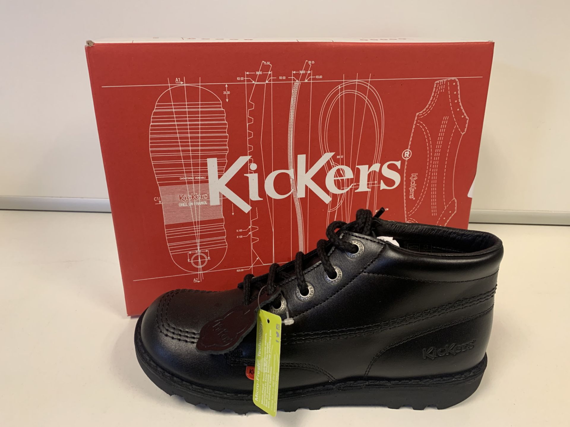 (NO VAT) 2 X BRAND NEW KICKERS BLACK BOOTS SIZE J4