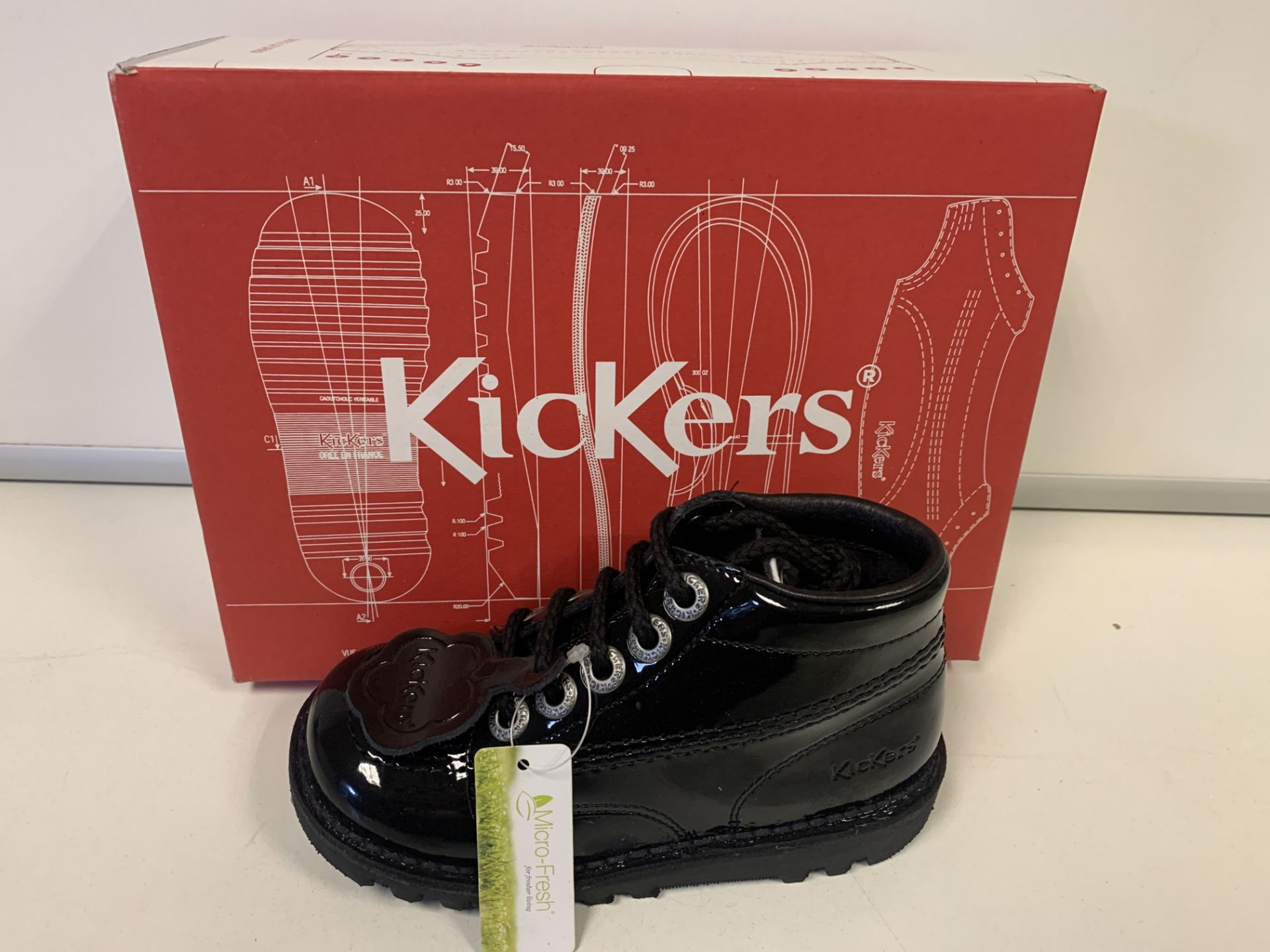 (NO VAT) 6 X BRAND NEW KICKERS PATENT BLACK SHOES SIZE I10