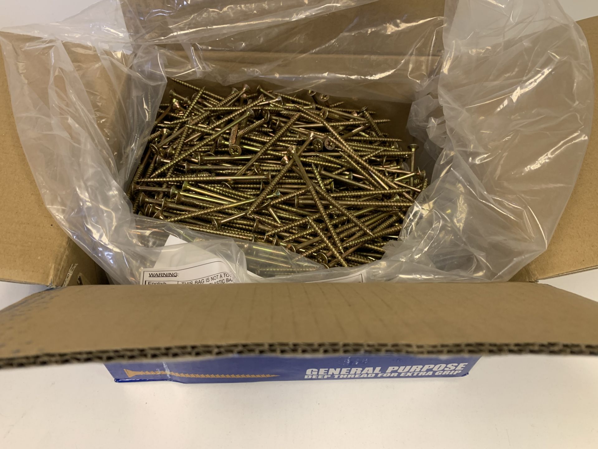 3 x NEW BOXES OF GOLD SCREW PZ. 5x100MM. EACH BOX CONTAINS APPROX. 1000 SCREWS. RRP £55 PER BOX