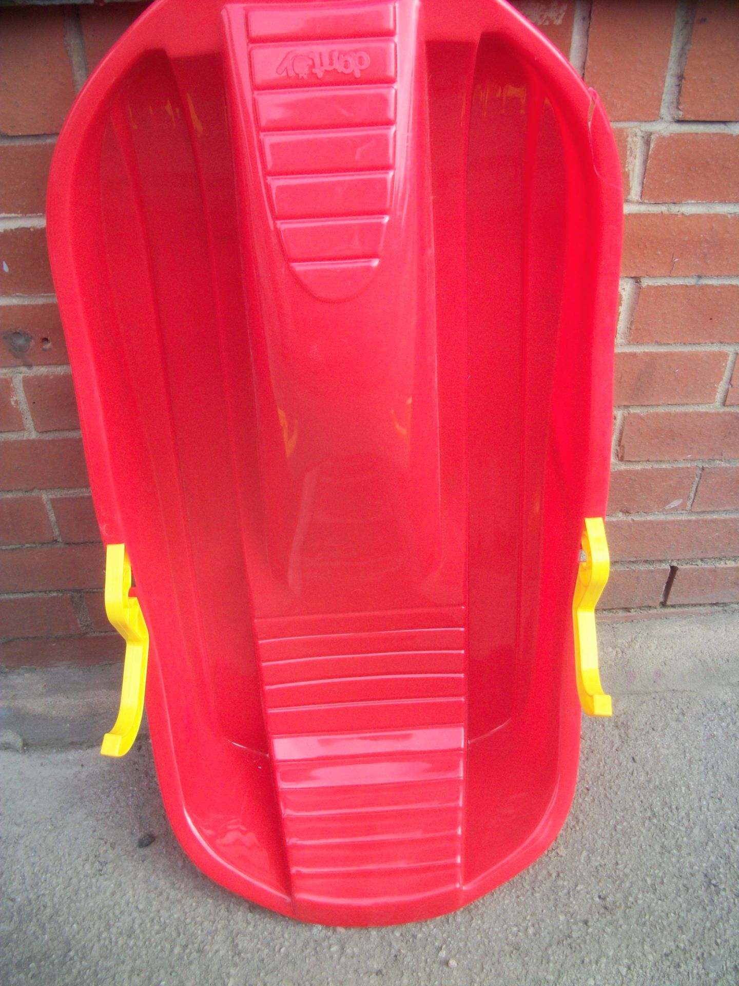 2 x Dantoy Sledges with Brake RRP over £24.99 per sledge colour may vary