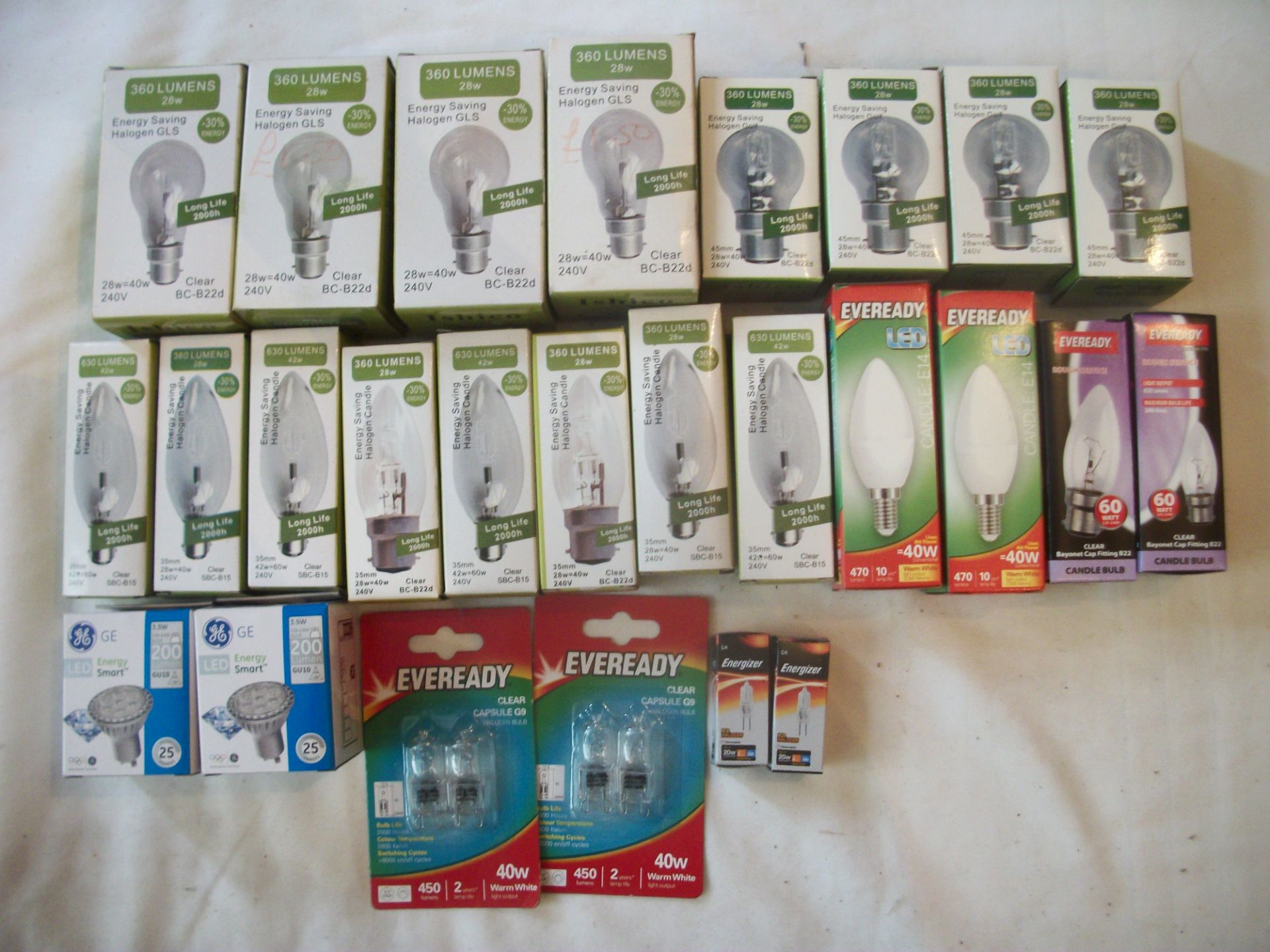 Excellent Lot of Various Light Bulbs