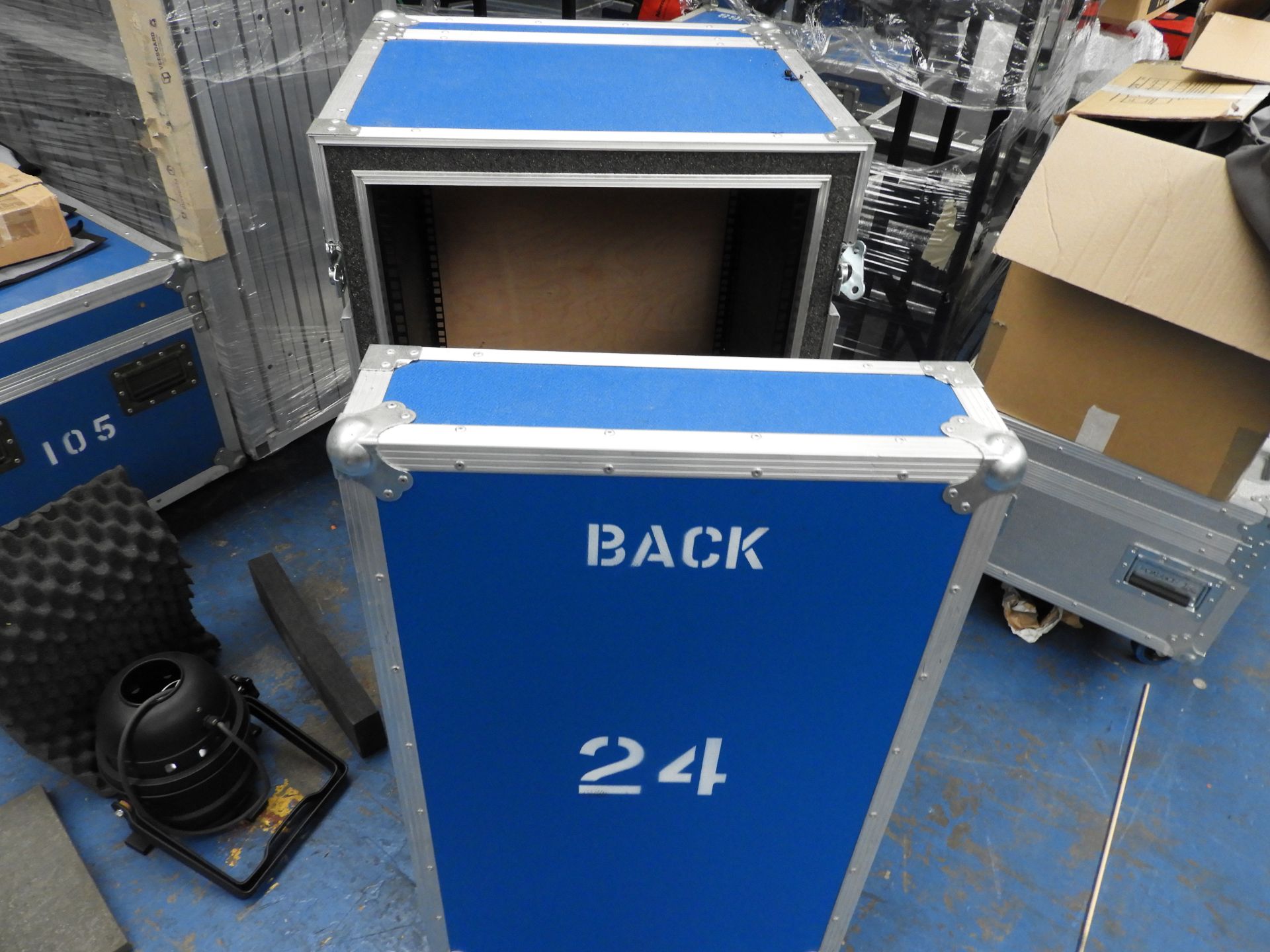 Blue 15 unit rack flight case on wheels