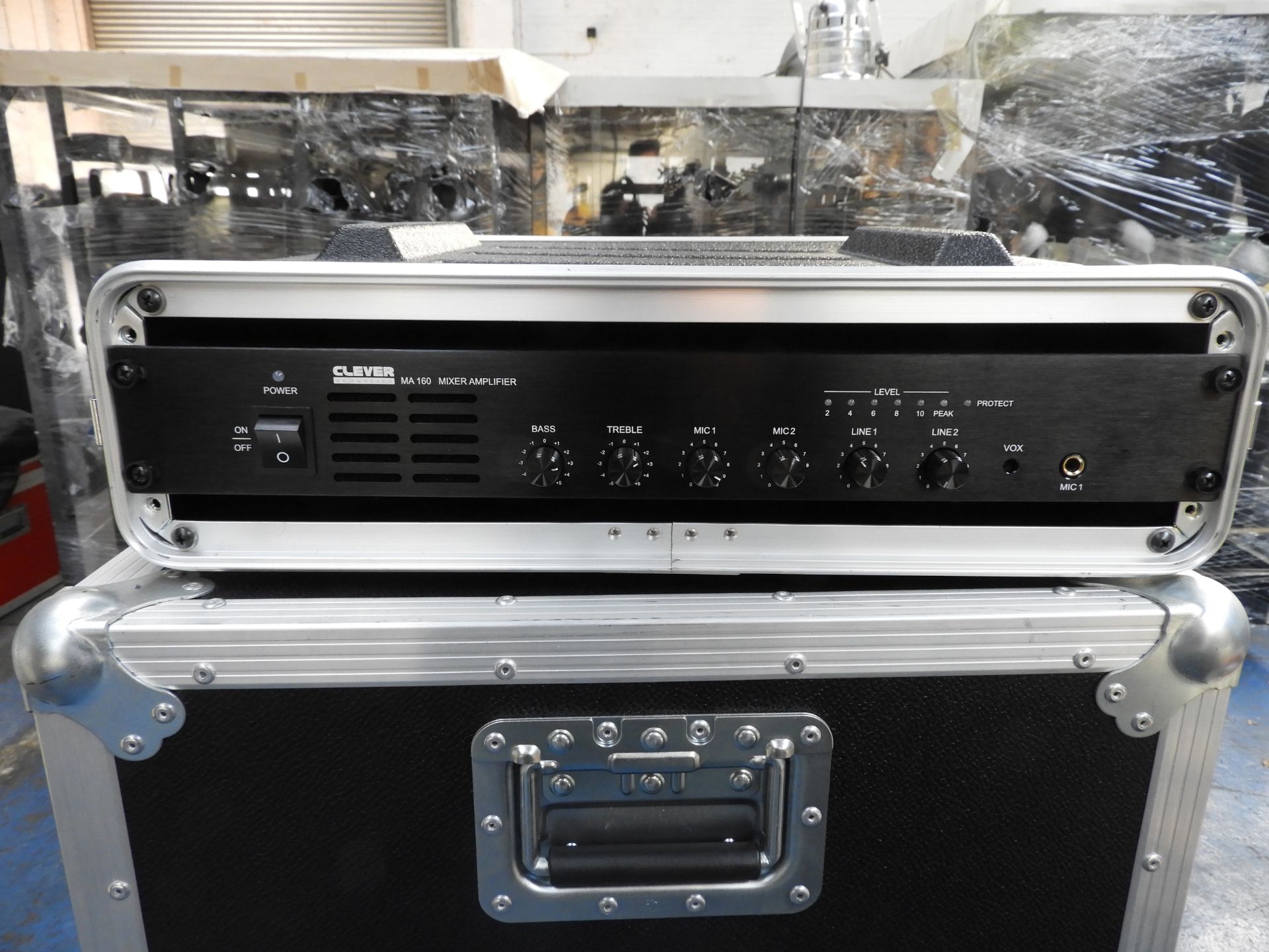 Clever acoustics MA 160 mixer amp, in gear 4 music flight case included - Image 3 of 5