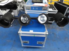flight case containing 3 x 4 halogen par 36 mounted with 16 amp input and 2 x 4 par 64 in flight