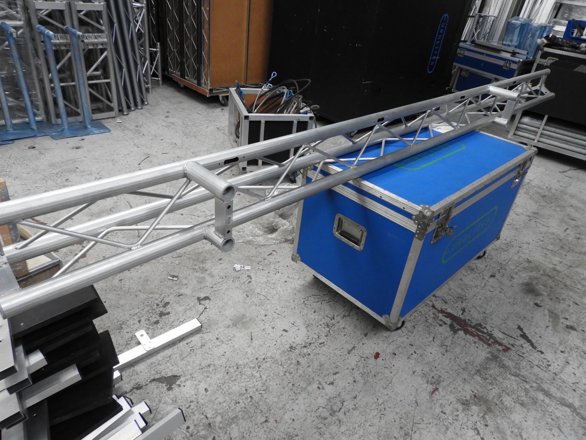 2 x Penn Ladder truss 2M - Image 2 of 2