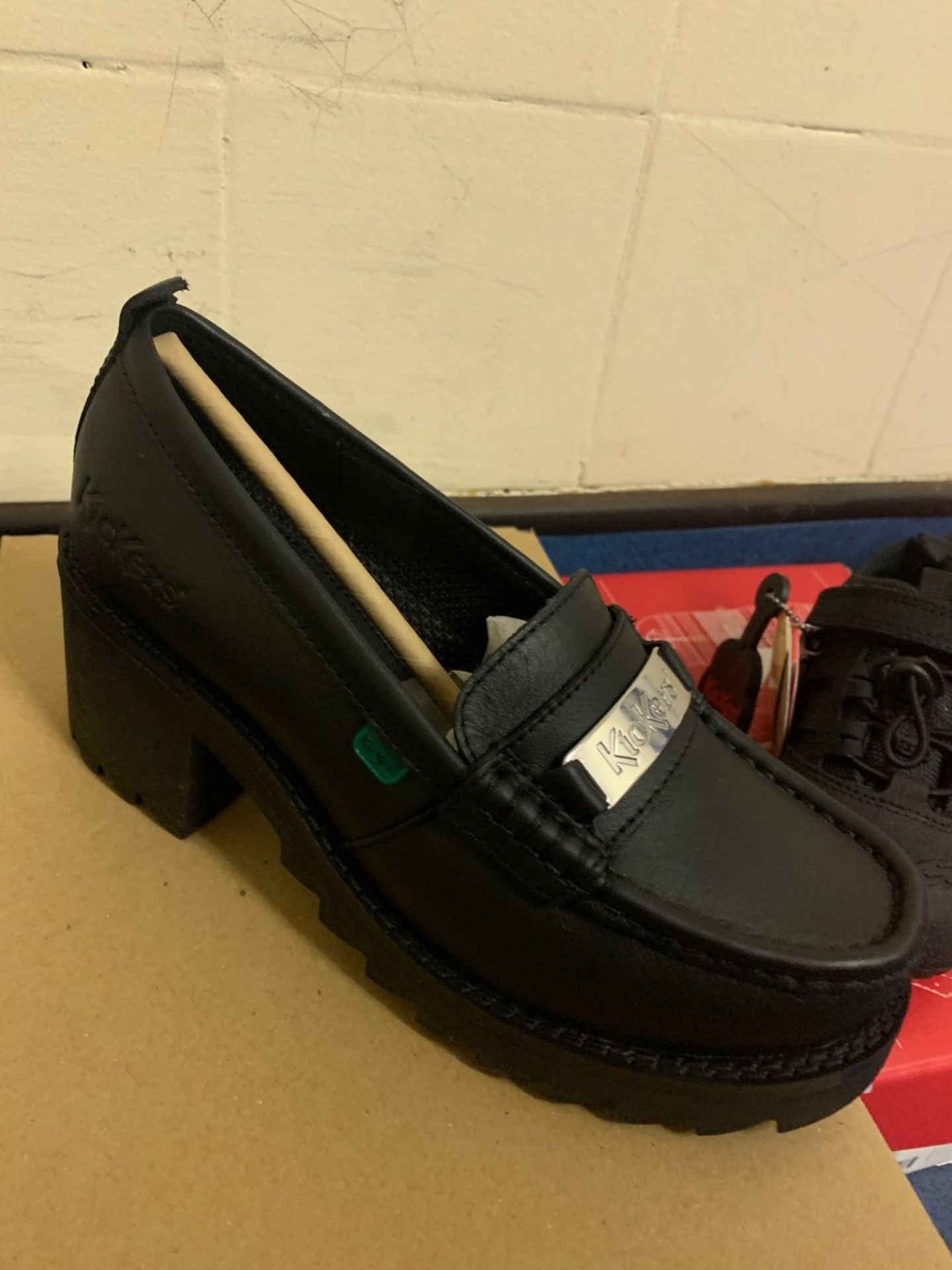 NEW & BOXED KICKERS BLACK SHOE SIZE JUNIOR 3 (298/21)