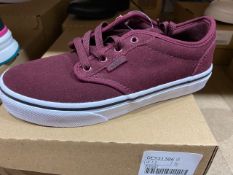 NEW & BOXED VANS BURGENDY PUMP SIZE JUNIOR 2