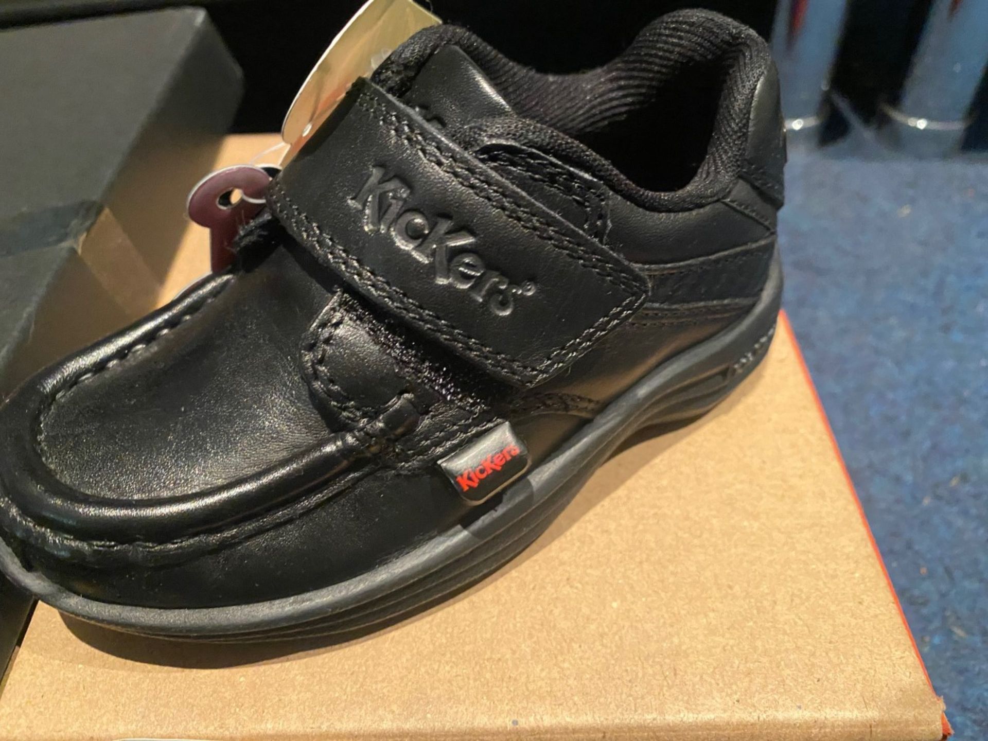 NEW & BOXED KICKERS STRAP LEATHER BLACK SHOE SIZE INFANT 6 (165/21) - Image 2 of 2