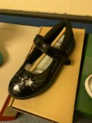 NEW & BOXED CLARKS BLACK PATEN SHOES SIZE INFANT 10 (306/21)